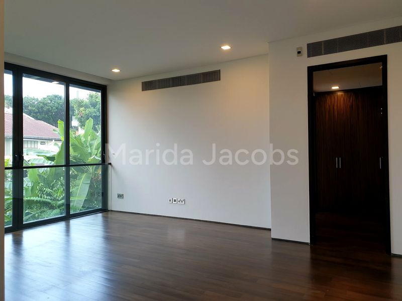 4 Bed Apartment (Condo) for Rent in  Oei Tiong Ham Park Residences - Image 4